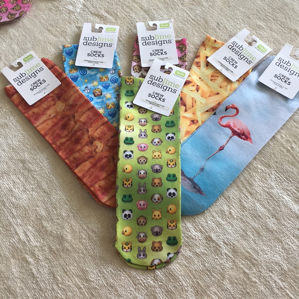 Sublime Designs Youth Crew Socks Emoji 🐼🐷🐮🐤